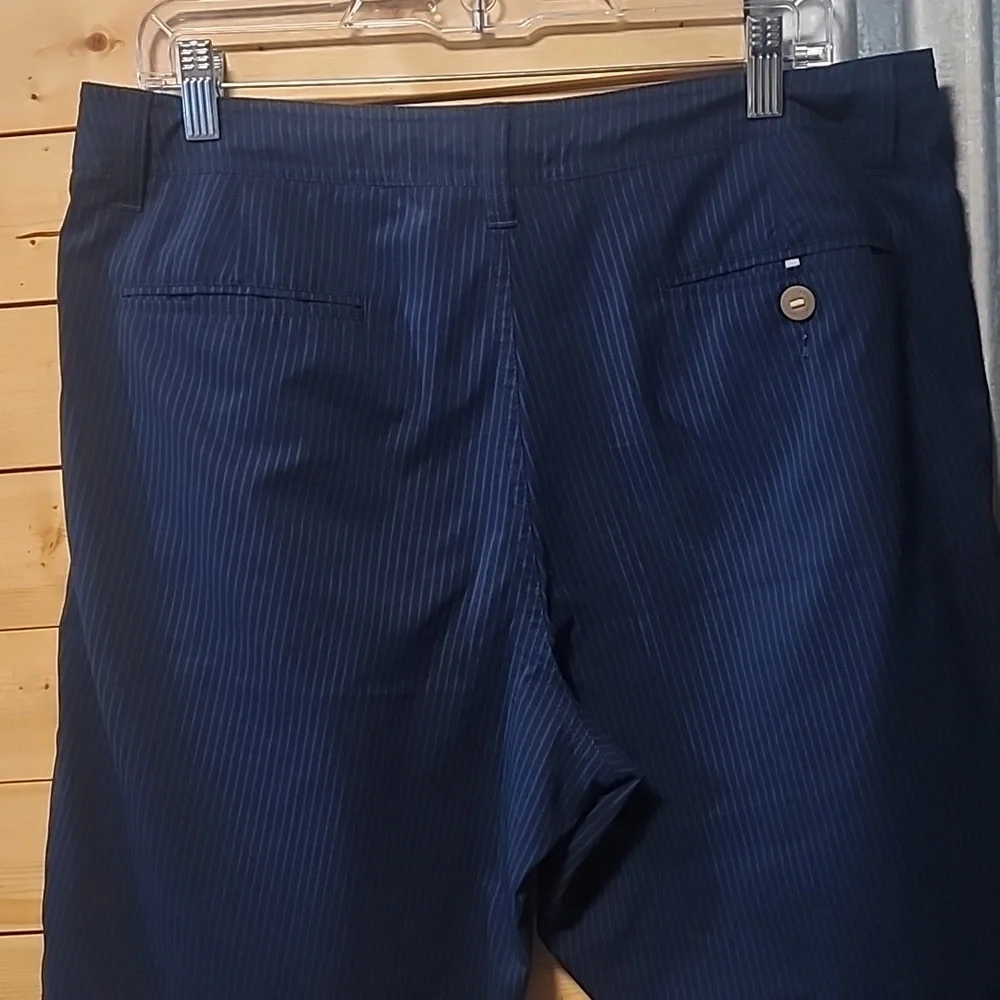 Patagonia Shorts Size 34 - Picture 5 of 6
